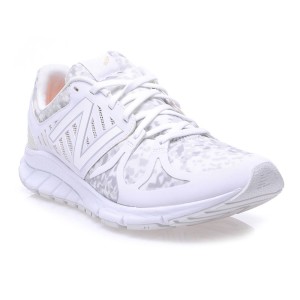 מוצרי ניו באלאנס לגברים New Balance MLRUSH - לבן